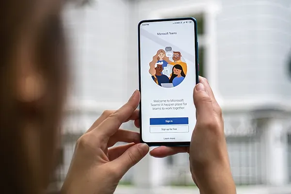 Phone with Microsoft Teams